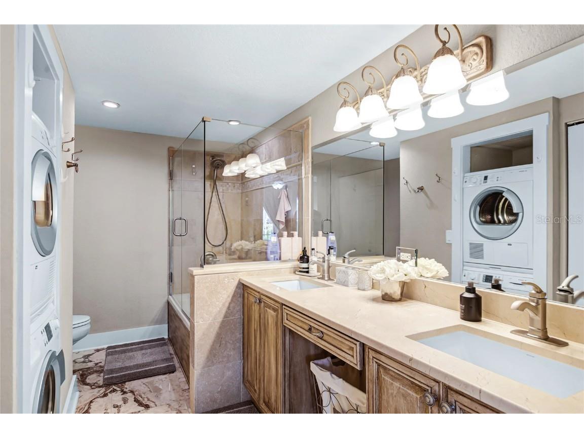 1212 Benjamin Franklin Drive #303 Sarasota FL 34236 O6113556 image19