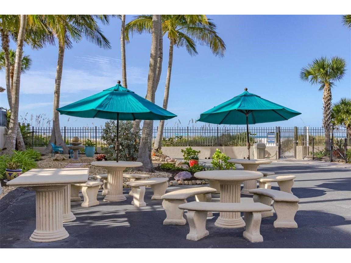 1212 Benjamin Franklin Drive #303 Sarasota FL 34236 O6113556 image28