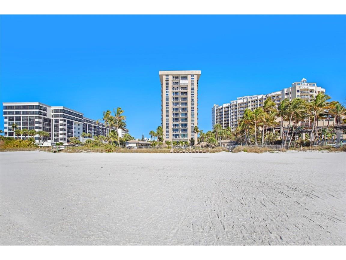 1212 Benjamin Franklin Drive #303 Sarasota FL 34236 O6113556 image41