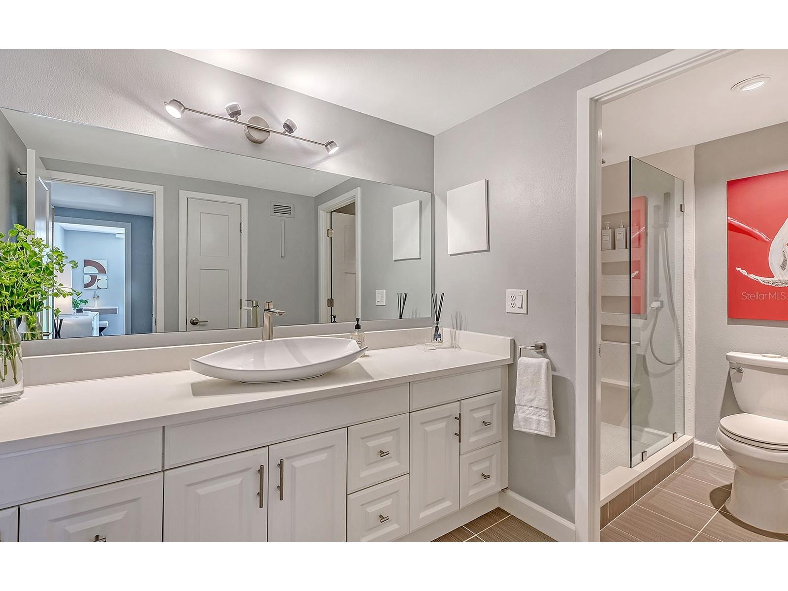1212 Benjamin Franklin Drive #305 Sarasota FL 34236 - THE GULF A4666764 image27