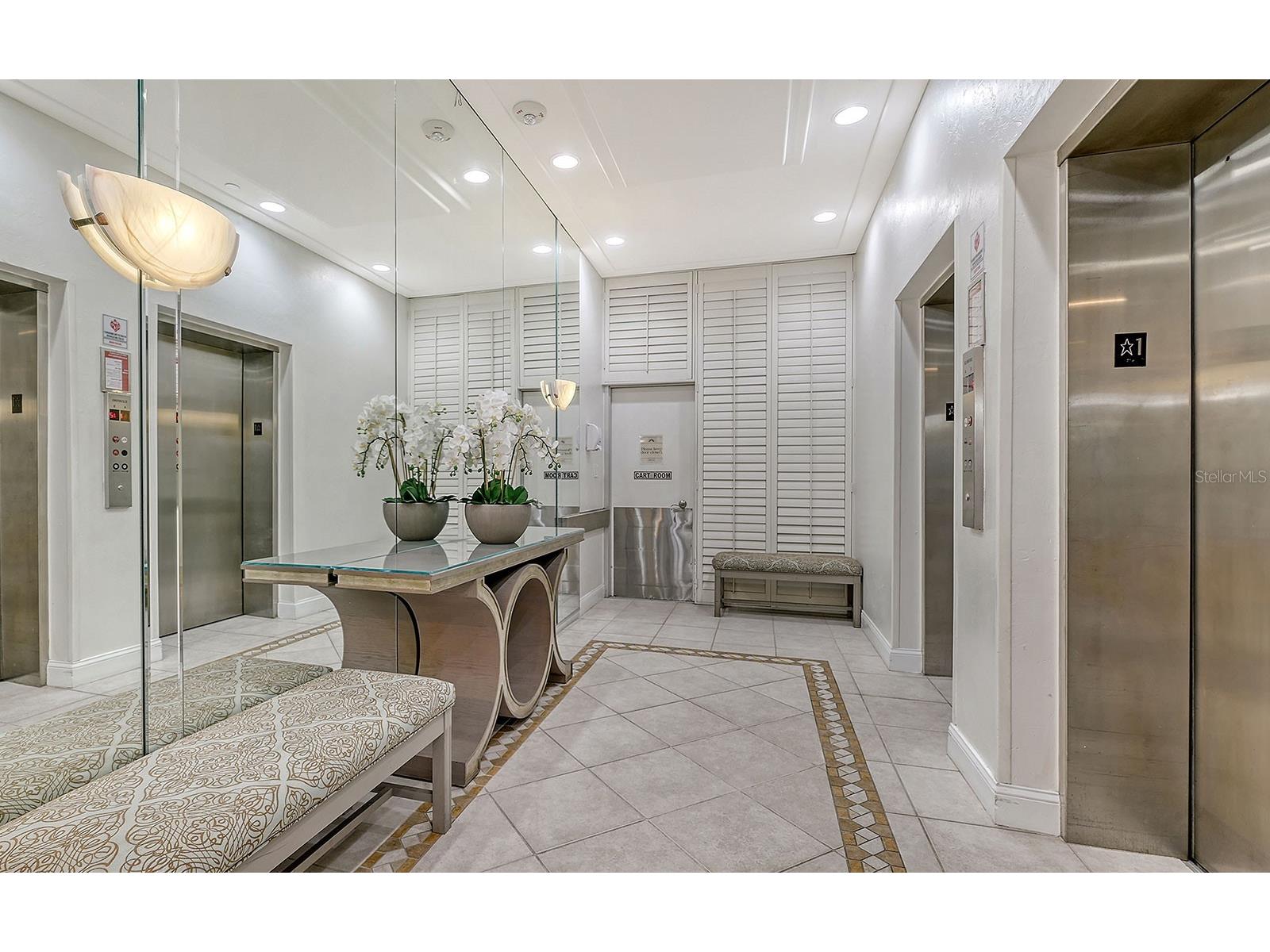 1212 Benjamin Franklin Drive #305 Sarasota FL 34236 - THE GULF A4666764 image4