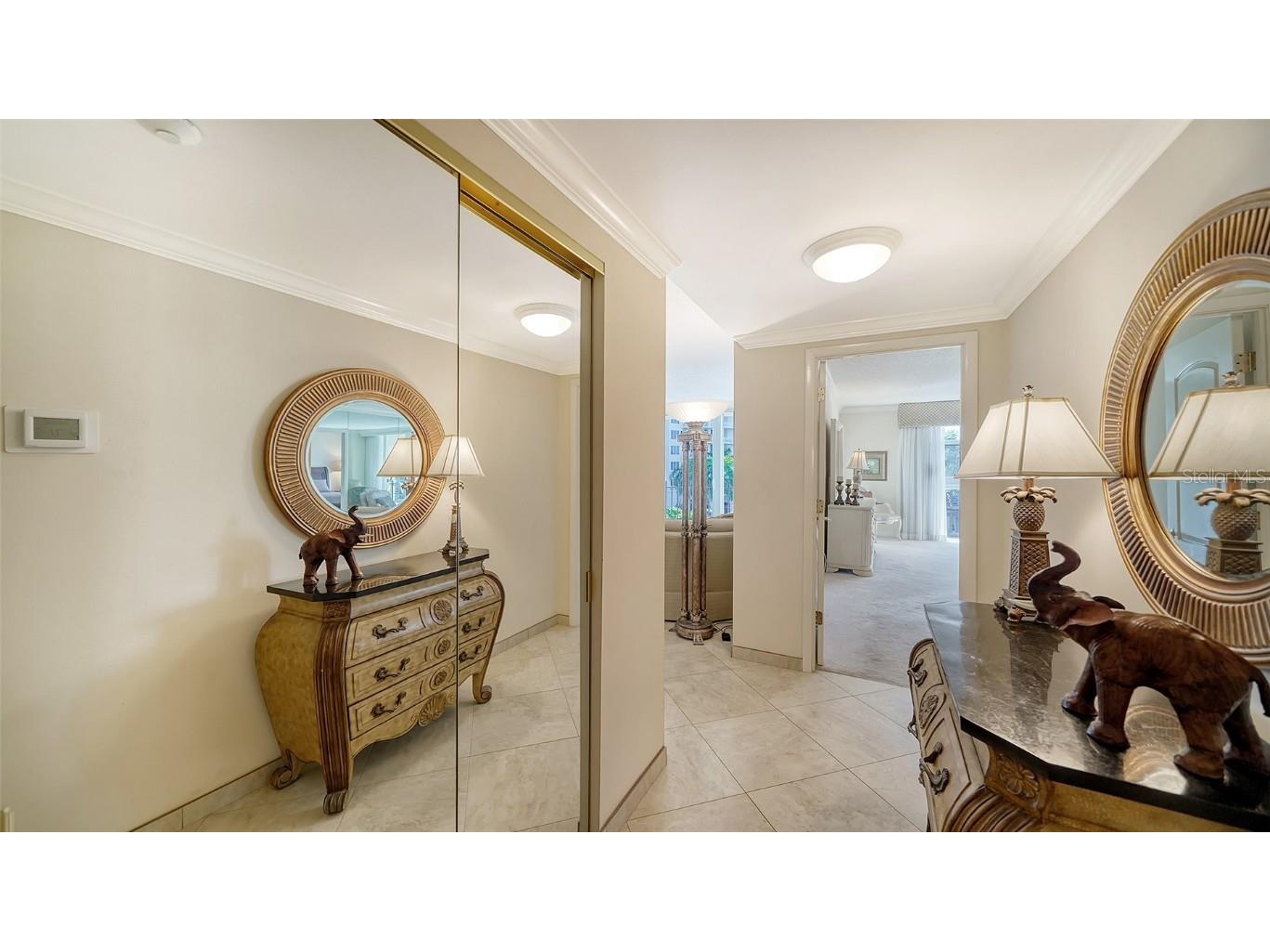 1212 Benjamin Franklin Drive #503 Sarasota FL 34236 - GULF OF MEXICO A4650866 image4