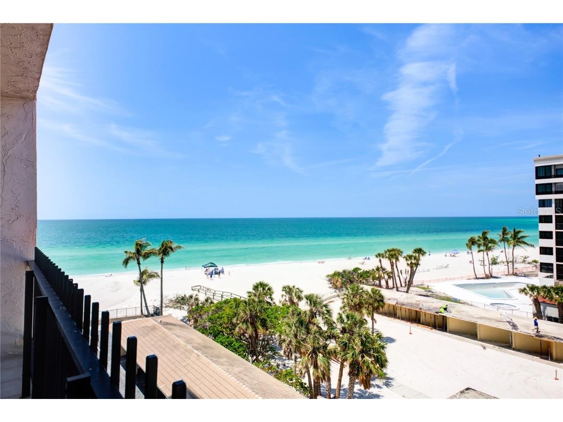 1212 Benjamin Franklin Drive #504 Sarasota FL 34236 O6003533 image1