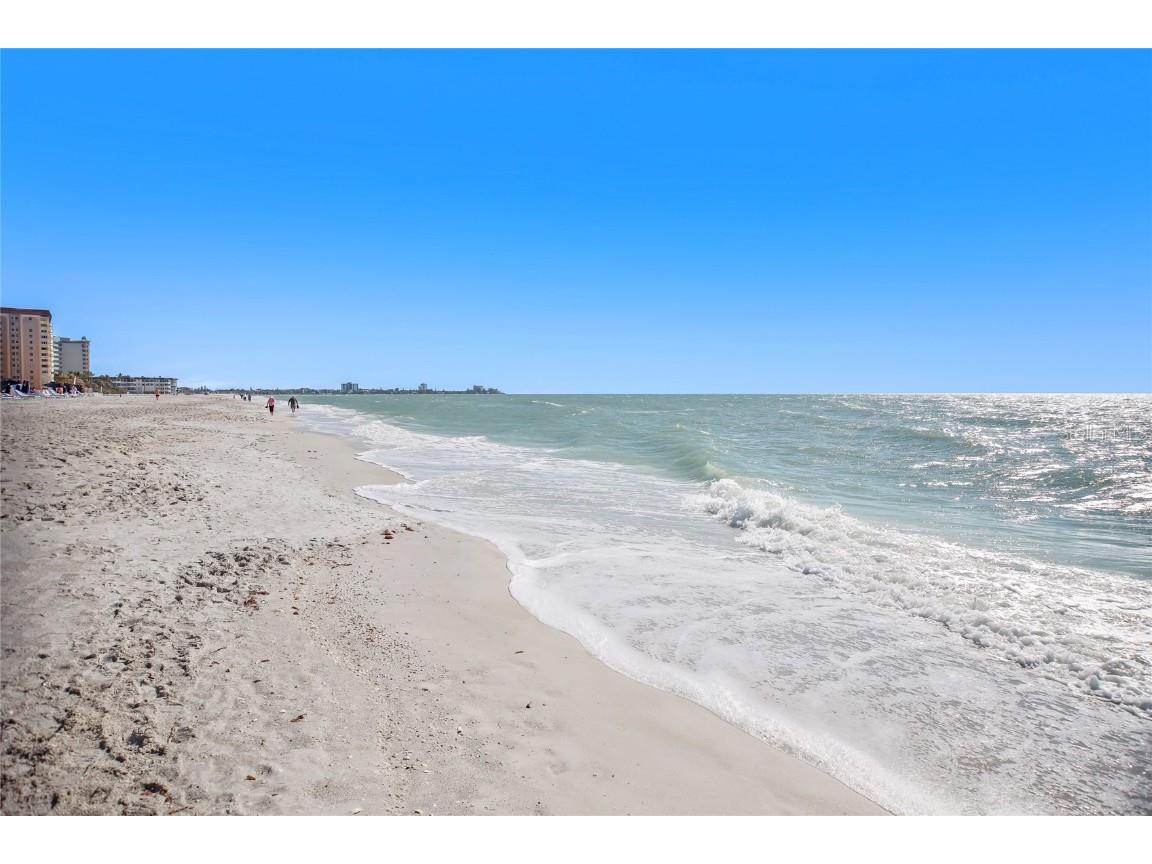 1212 Benjamin Franklin Drive #504 Sarasota FL 34236 O6003533 image38