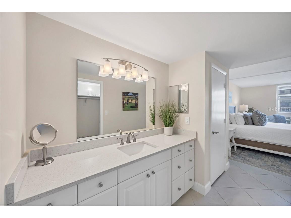 1212 Benjamin Franklin Drive #508 Sarasota FL 34236 - GULF OF AMERICA A4670029 image22