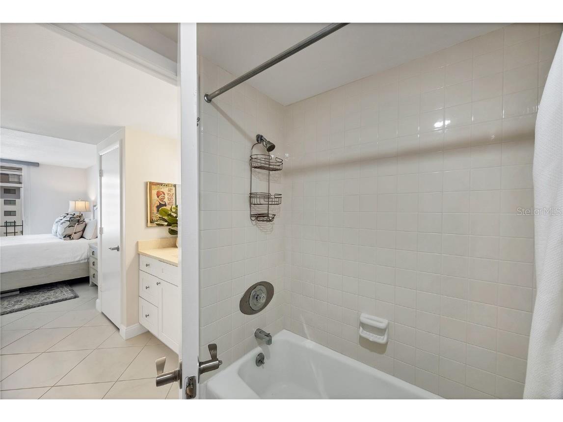 1212 Benjamin Franklin Drive #508 Sarasota FL 34236 - GULF OF AMERICA A4670029 image27