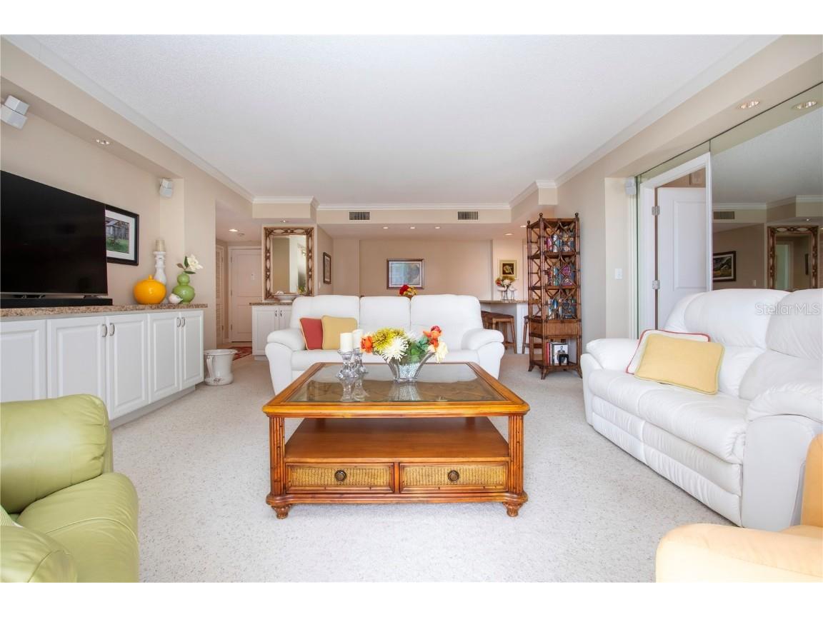 1212 Benjamin Franklin Drive #607 Sarasota FL 34236 A4673049 image18