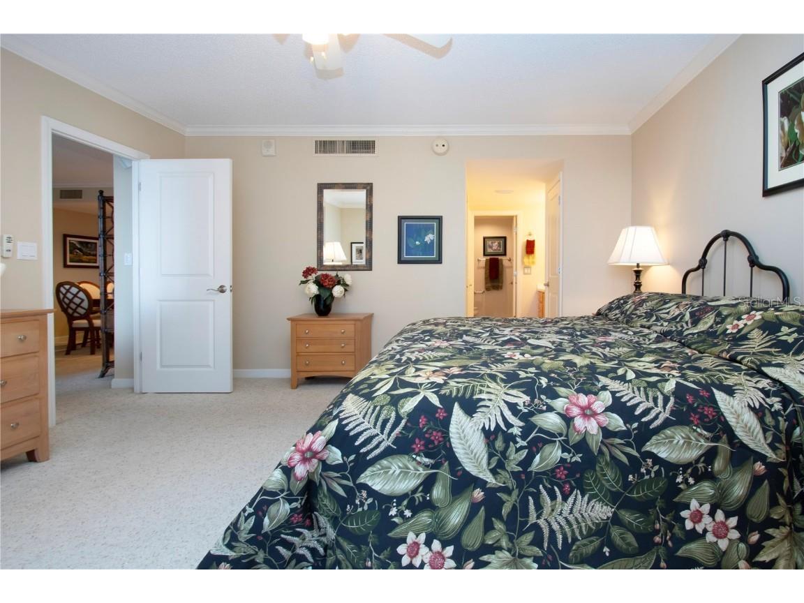 1212 Benjamin Franklin Drive #607 Sarasota FL 34236 A4673049 image29