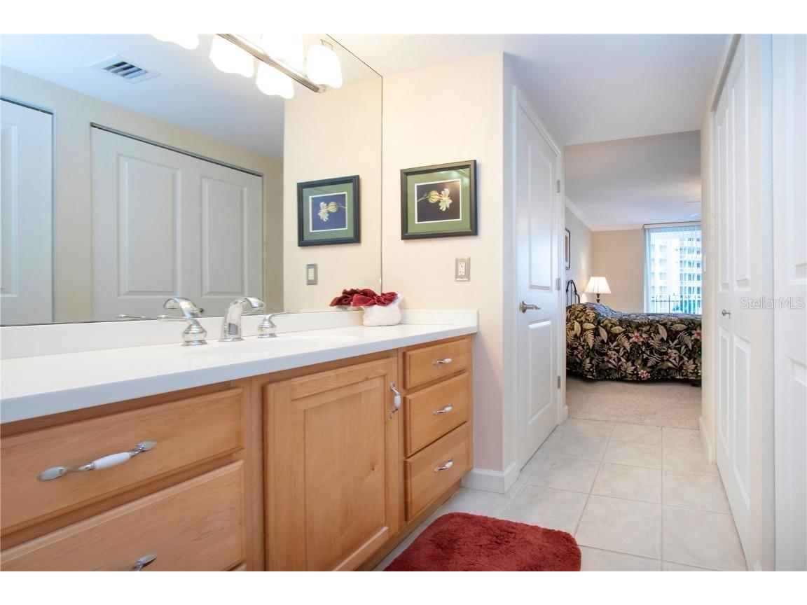 1212 Benjamin Franklin Drive #607 Sarasota FL 34236 A4673049 image33