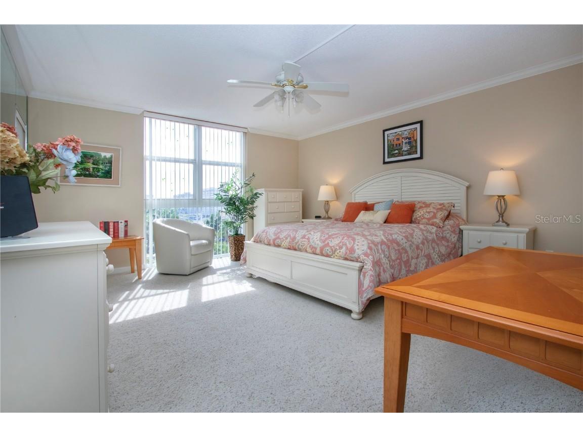 1212 Benjamin Franklin Drive #607 Sarasota FL 34236 A4673049 image34