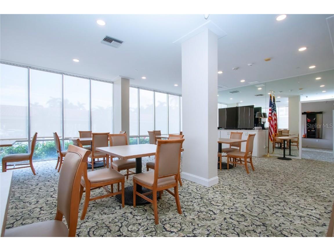 1212 Benjamin Franklin Drive #607 Sarasota FL 34236 A4673049 image59