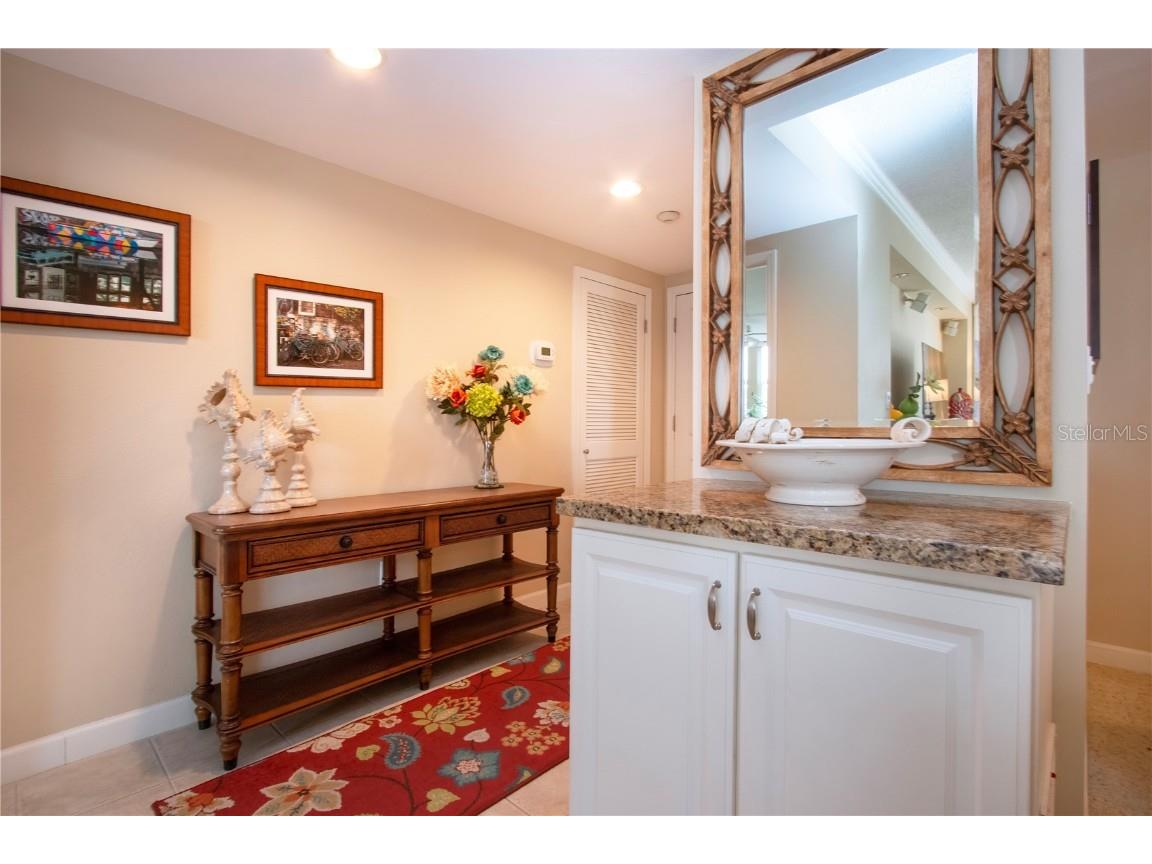 1212 Benjamin Franklin Drive #607 Sarasota FL 34236 A4673049 image6