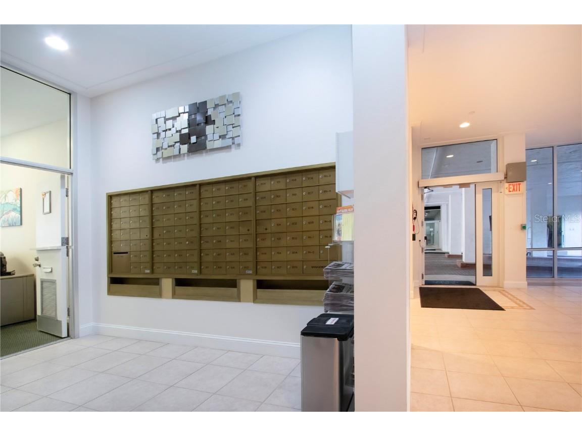 1212 Benjamin Franklin Drive #607 Sarasota FL 34236 A4673049 image61