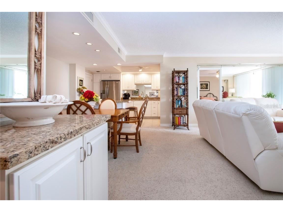 1212 Benjamin Franklin Drive #607 Sarasota FL 34236 A4673049 image7