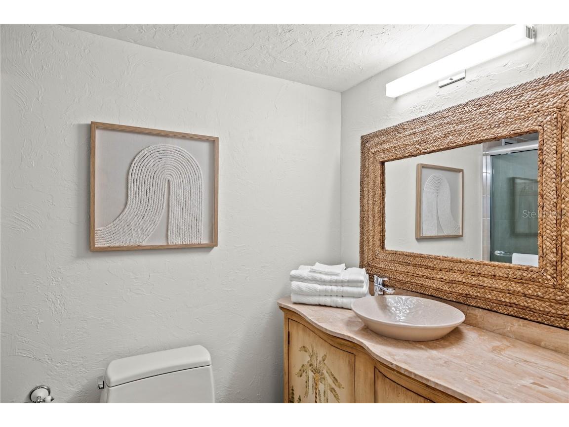 1212 Benjamin Franklin Drive #701 Sarasota FL 34236 A4674526 image25