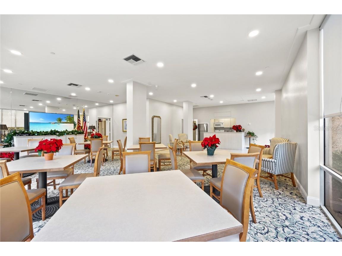 1212 Benjamin Franklin Drive #701 Sarasota FL 34236 A4674526 image38