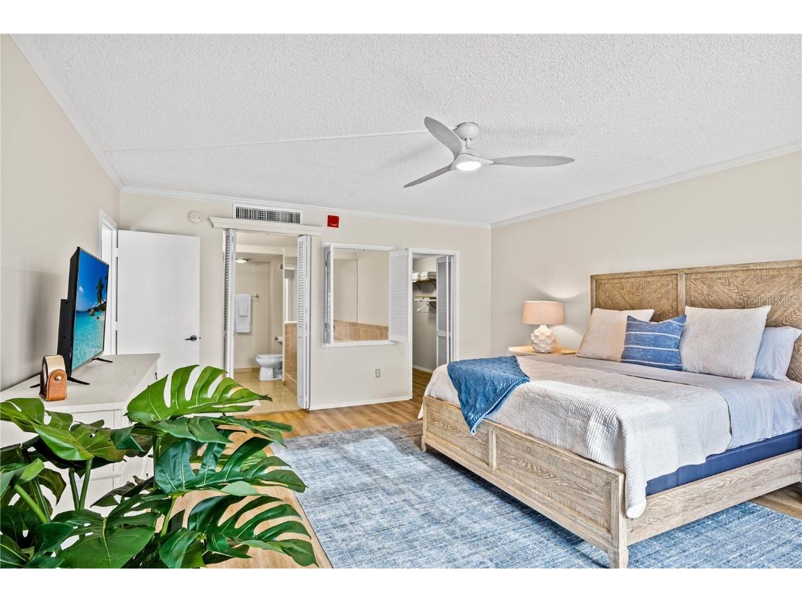 1212 Benjamin Franklin Drive #701 Sarasota FL 34236 A4674526 image9