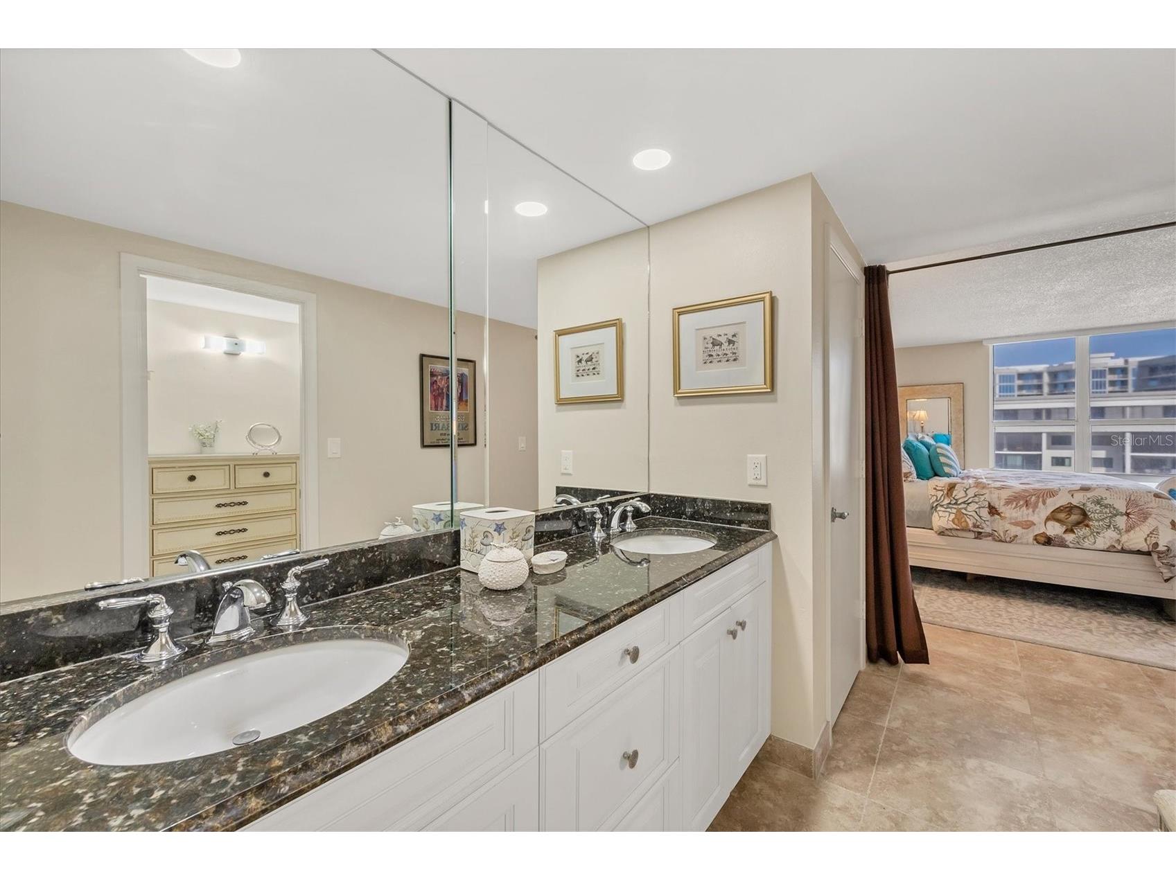 1212 Benjamin Franklin Drive #708 Sarasota FL 34236 A4647033 image19