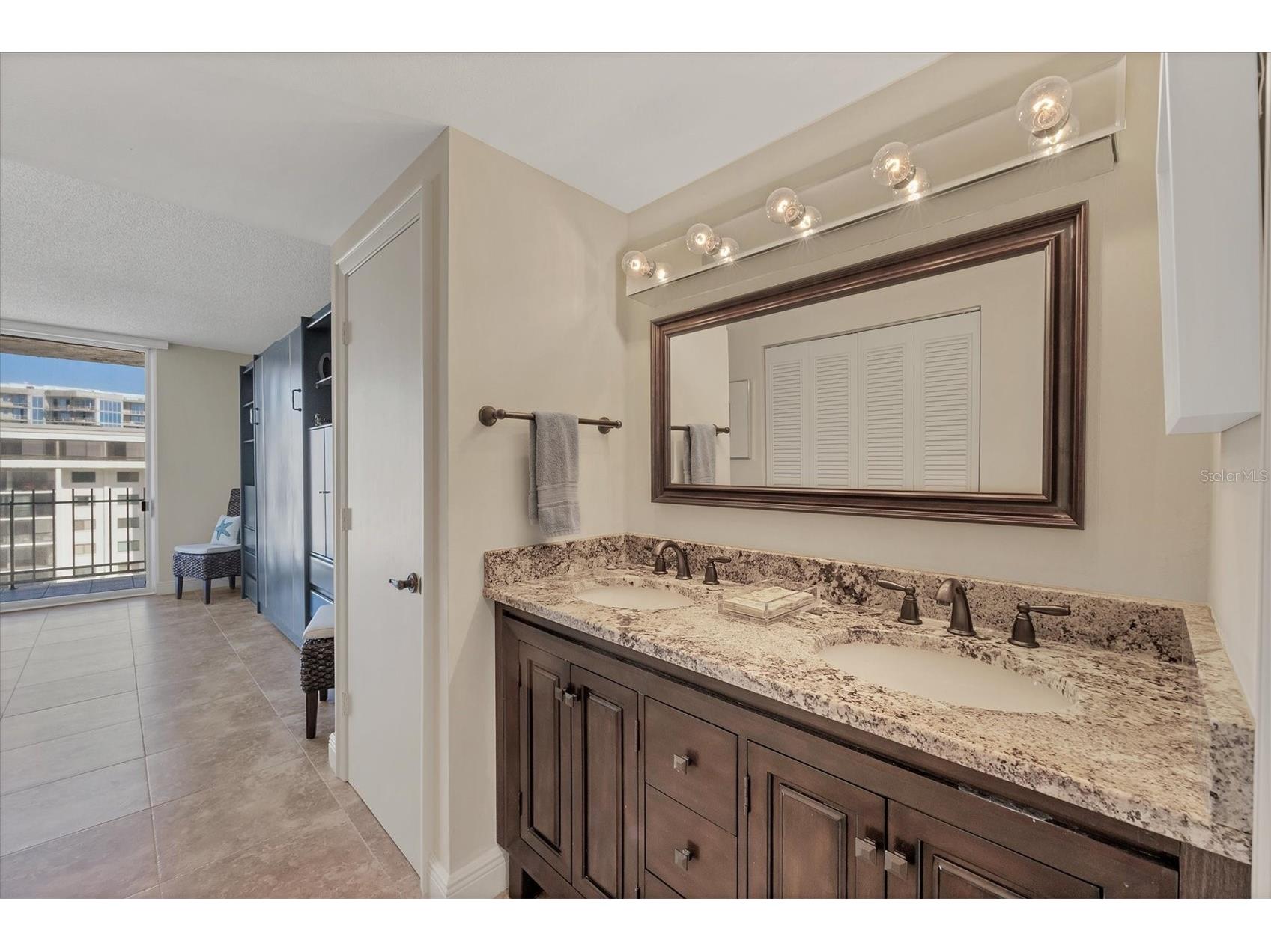 1212 Benjamin Franklin Drive #708 Sarasota FL 34236 A4647033 image23