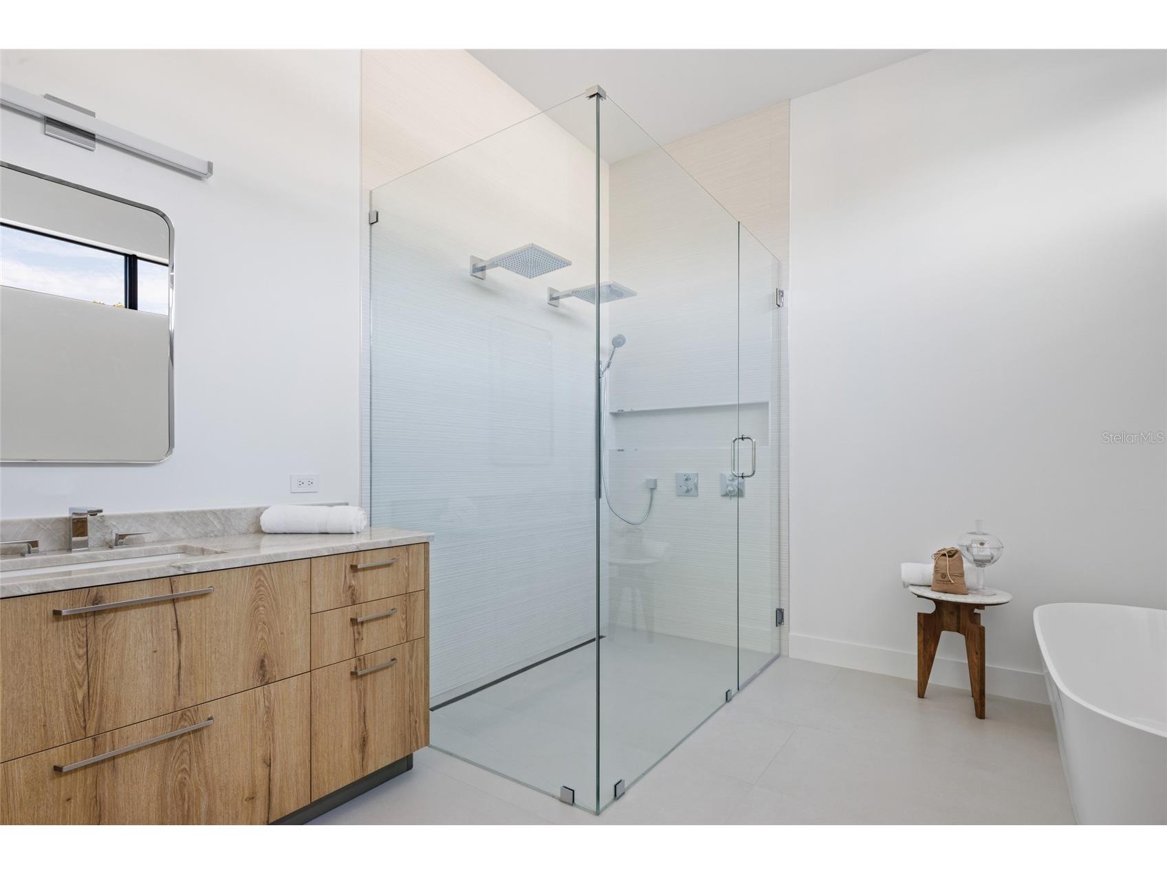 1212 Center Place Sarasota FL 34236 - LIDO SHORES PRIVATE BEACH A4676921 image17