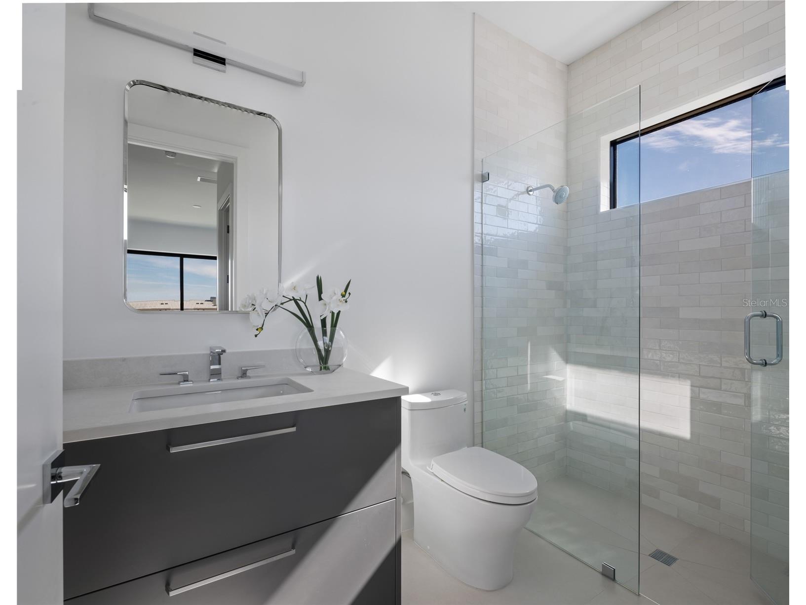 1212 Center Place Sarasota FL 34236 - LIDO SHORES PRIVATE BEACH A4676921 image27