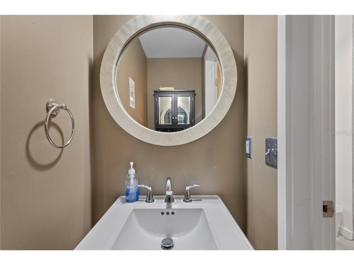 1212 E Whiting (A) Street #303 Tampa FL 33602 TB8450335 image24