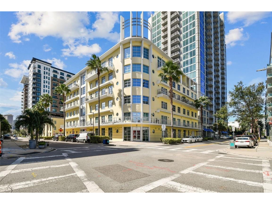 1212 E Whiting Street #405 Tampa FL 33602 TB8434152 image1