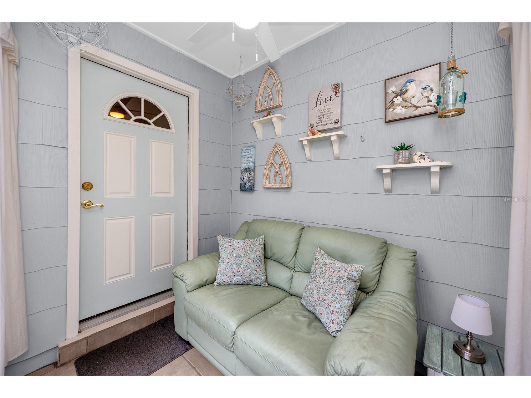 1212 Hull Street S Gulfport FL 33707 TB8526576 image7