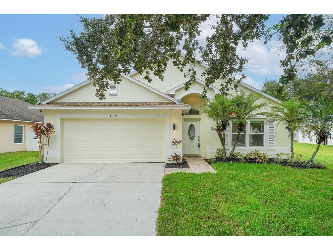 1212 Lake Shore Ranch Drive Seffner FL 33584 A4668178 image1