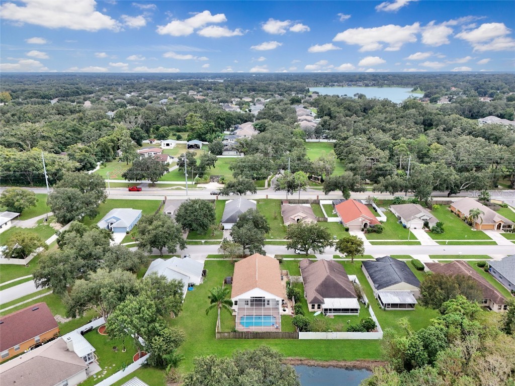 1212 Lake Shore Ranch Drive Seffner FL 33584 A4668178 image36