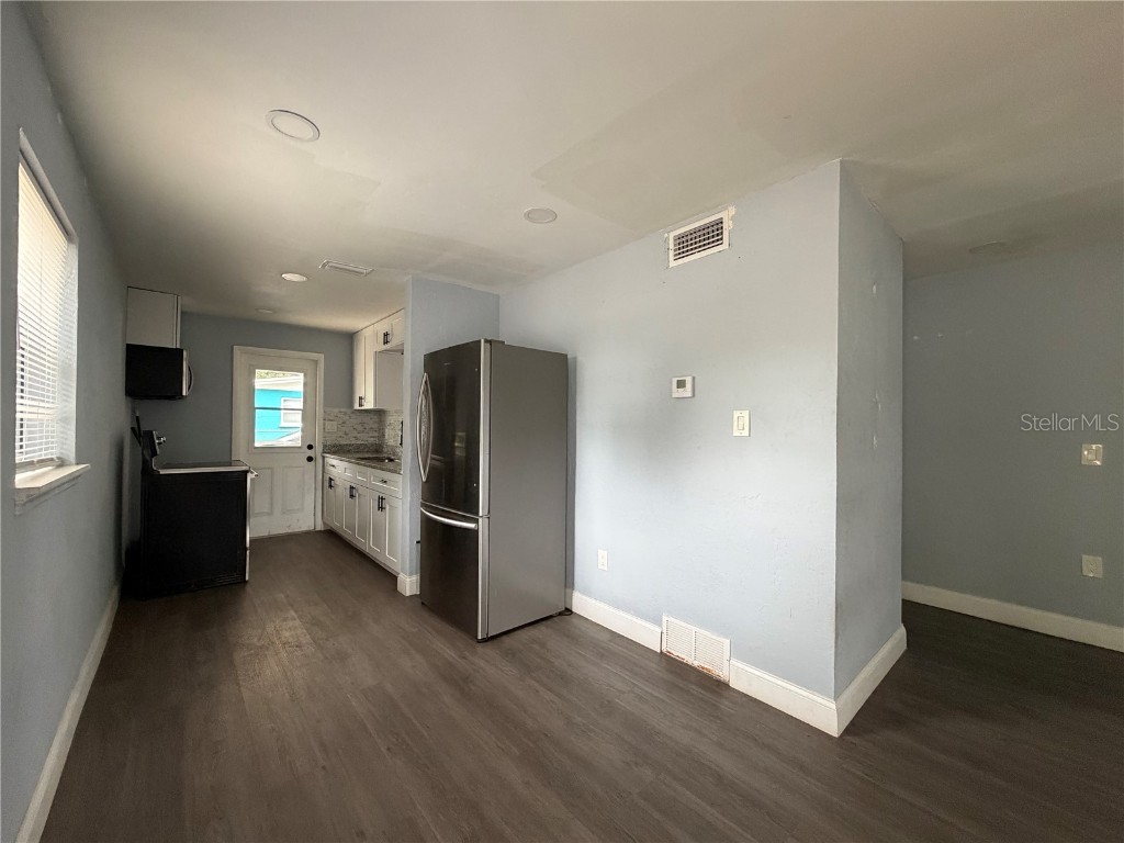 1212 Leon Lane Daytona Beach FL 32117 V4945342 image4