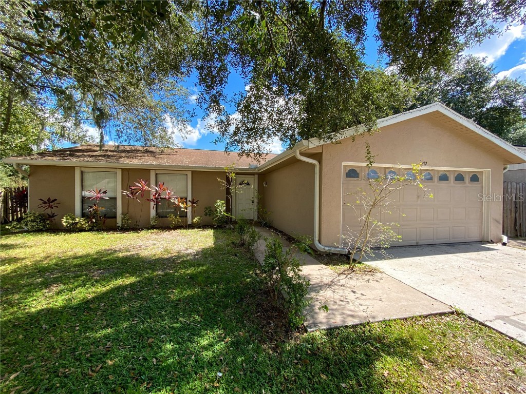 1212 Piney Branch Circle Valrico FL 33594 T3335552 image1