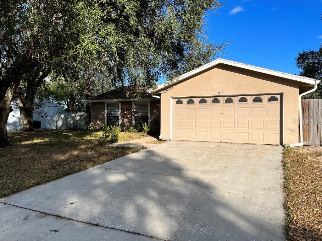 1212 Piney Branch Circle Valrico FL 33594 T3482251 image1