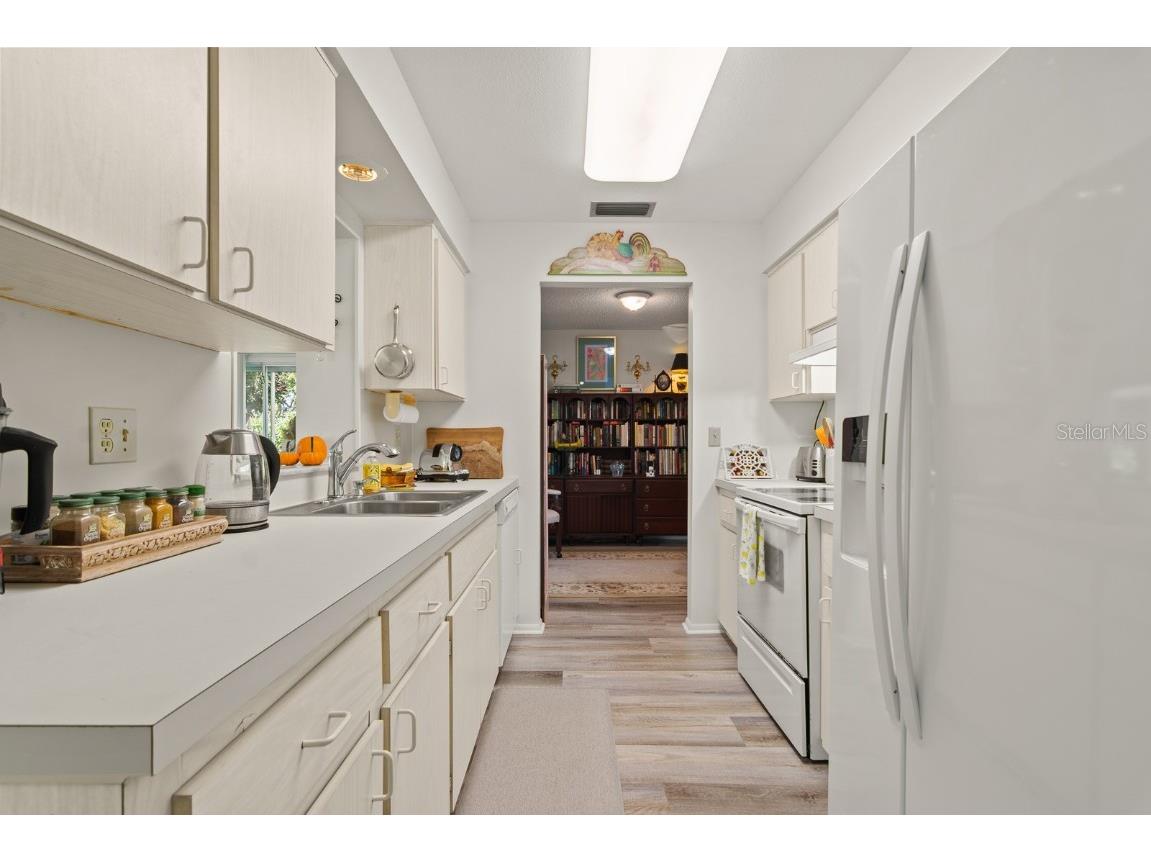 1212 Timberbrooke Drive Palm Harbor FL 34684 - LAKE TARPON TB8442896 image25