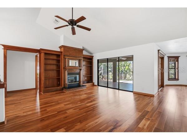1212 Weybridge Lane Dunedin FL 34698 TB8491733 image23