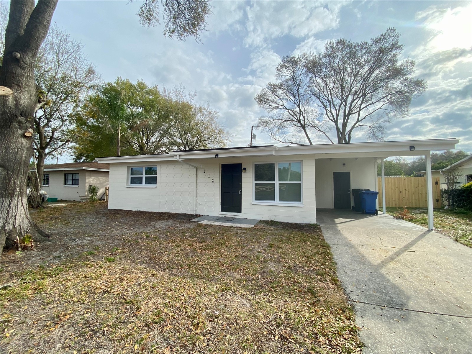 1212 Windermere Way Tampa FL 33619 TB8526117 image14