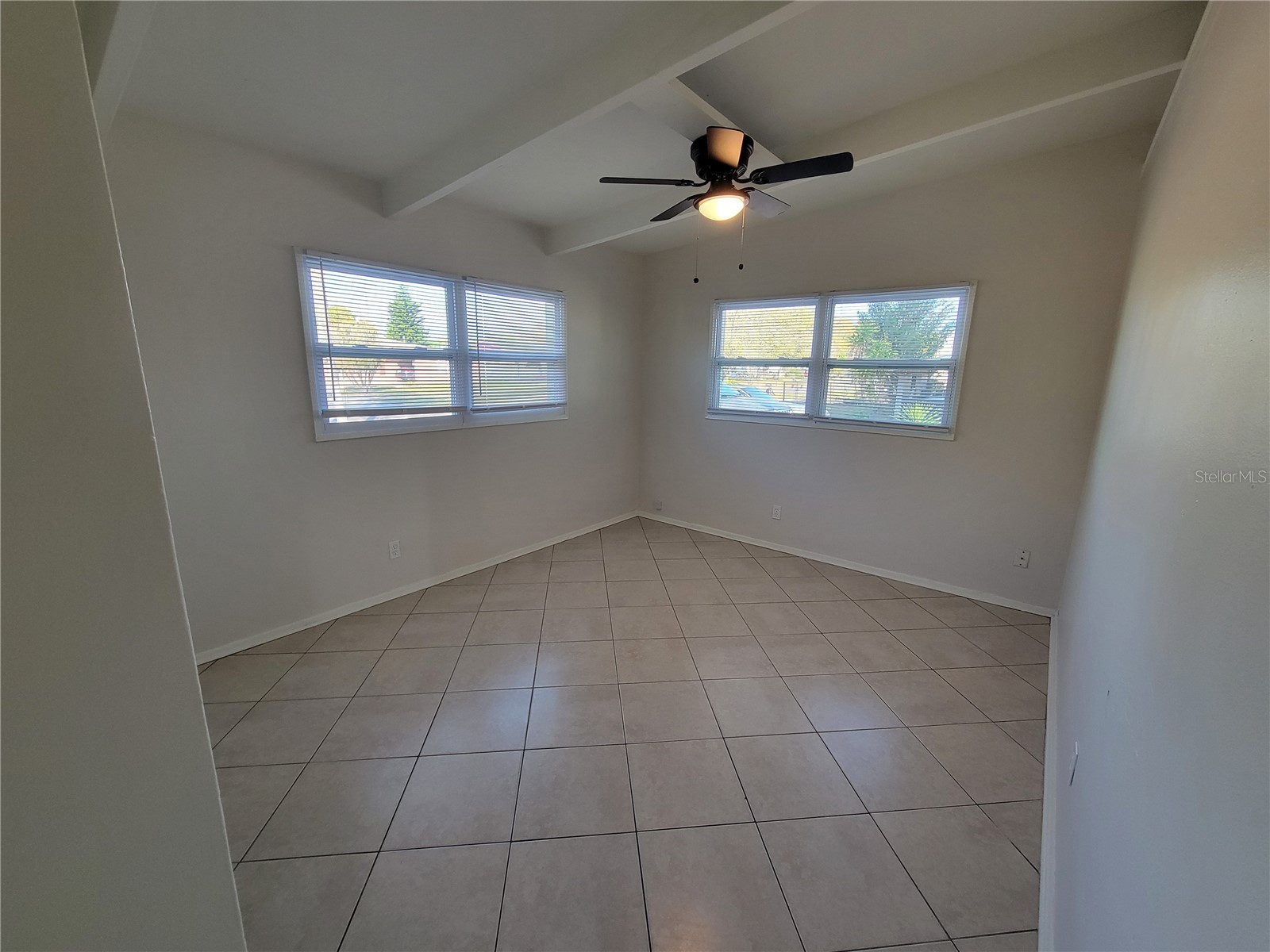 1212 Windermere Way Tampa FL 33619 TB8526117 image8