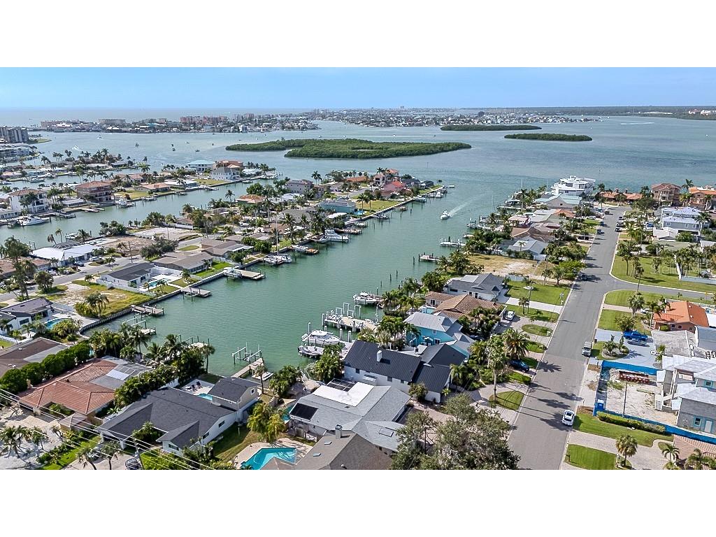 12120 7th Street E Treasure Island FL 33706 - BOCA CIEGA BAY TB8433203 image3