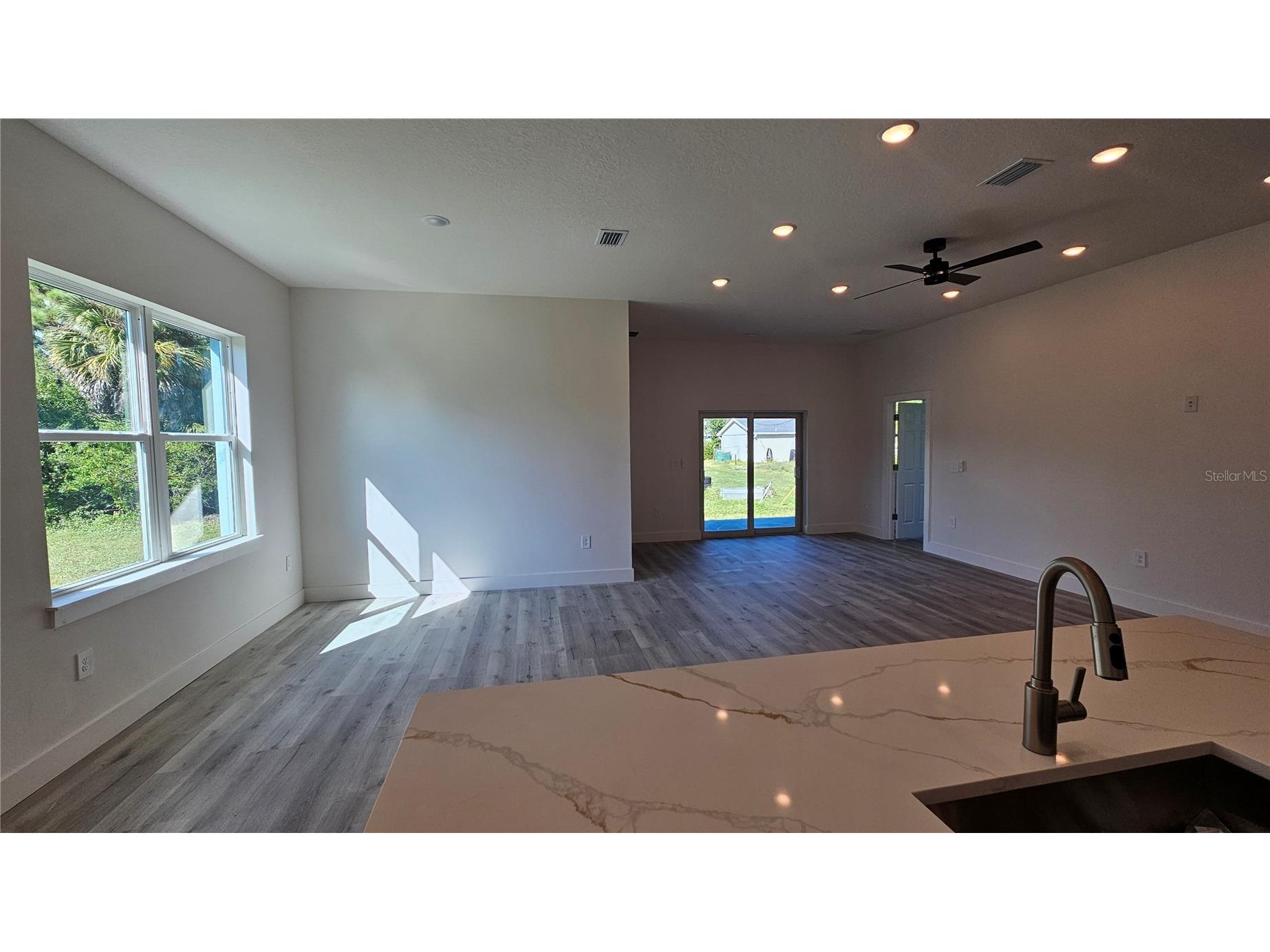 12120 Kingsbury Avenue Port Charlotte FL 33981 L4956476 image8