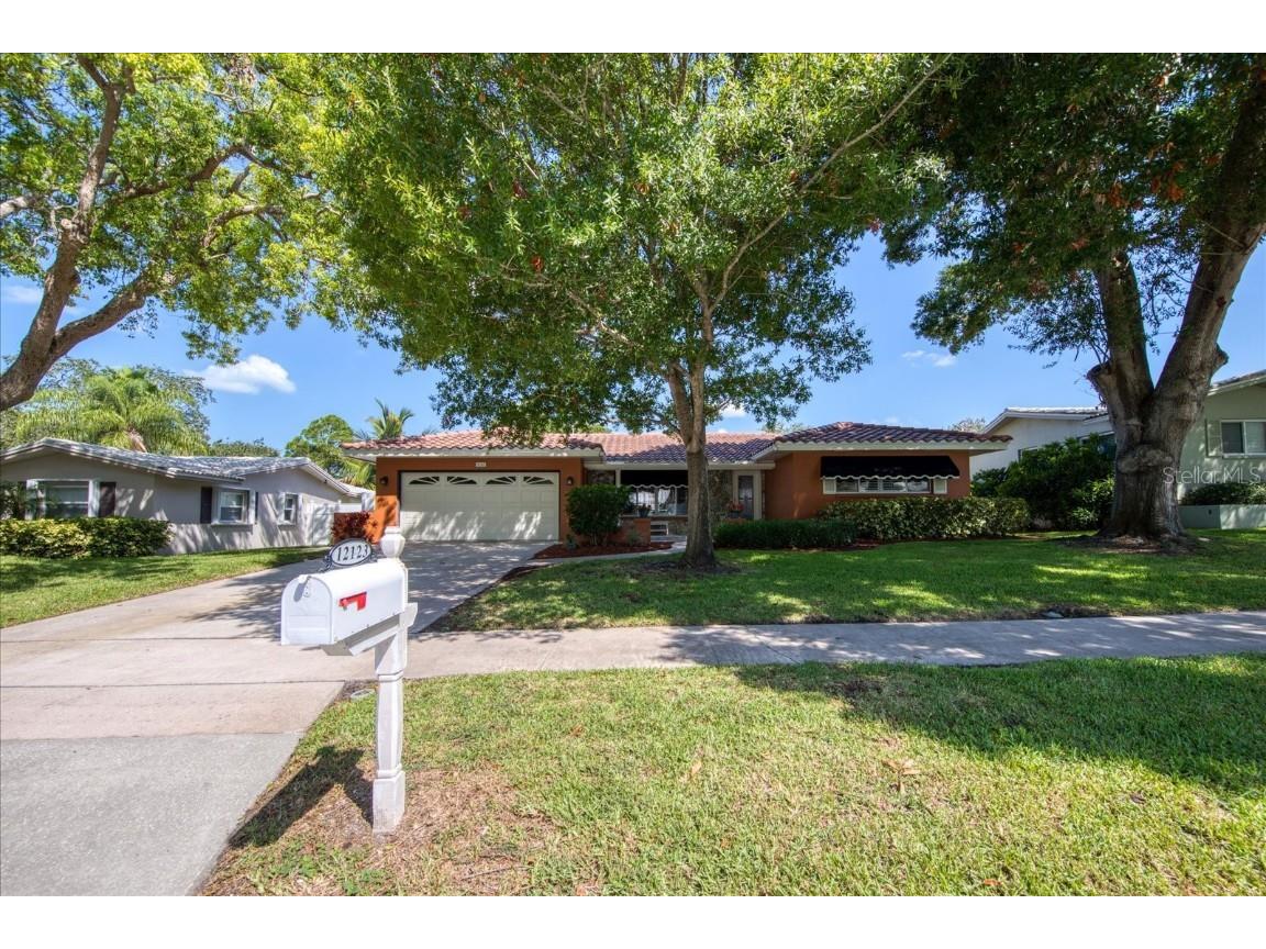 12123 69th Avenue Seminole FL 33772 U8208822 image1