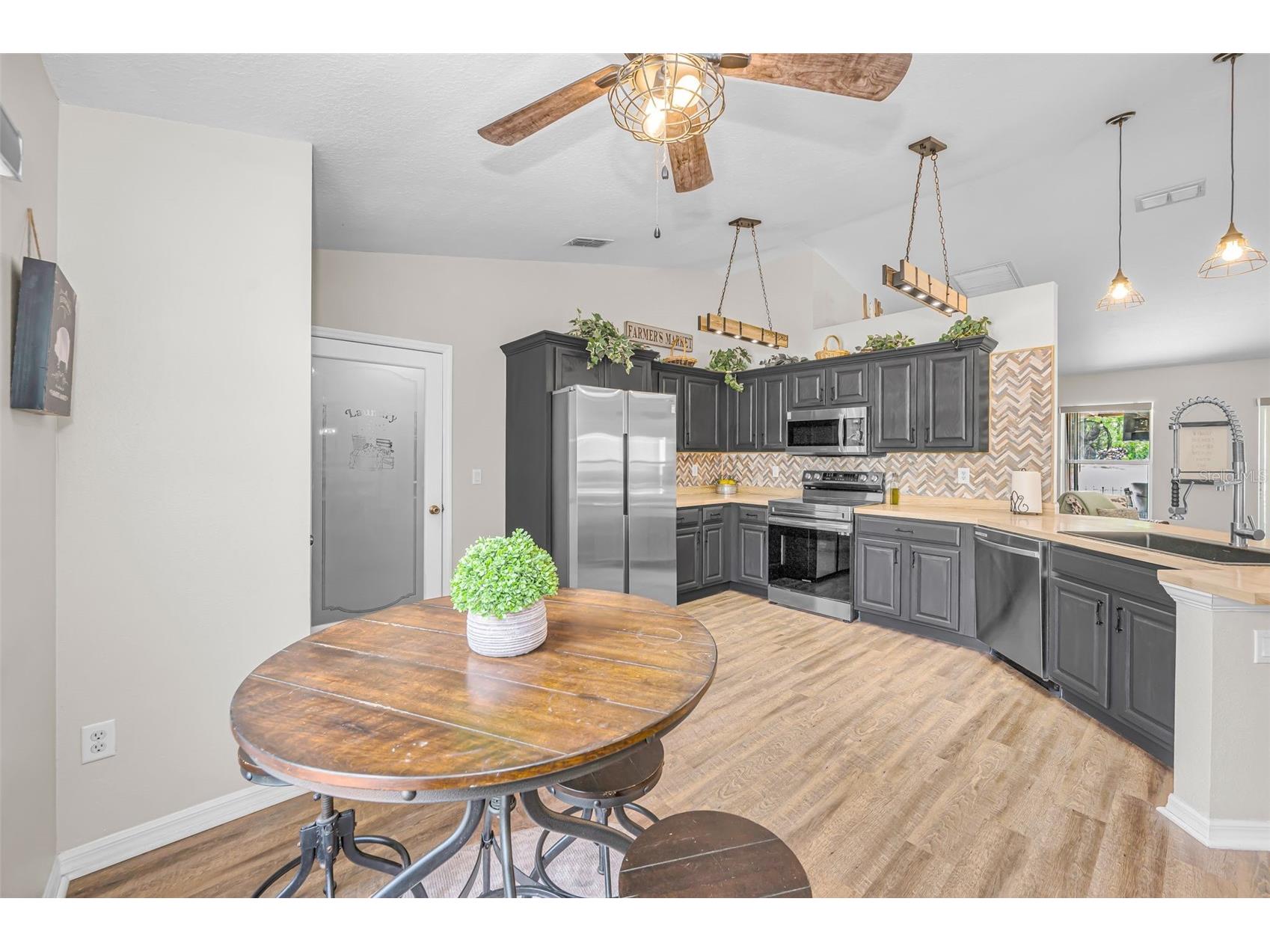 12123 Fulmar Road Weeki Wachee FL 34614 TB8503828 image22