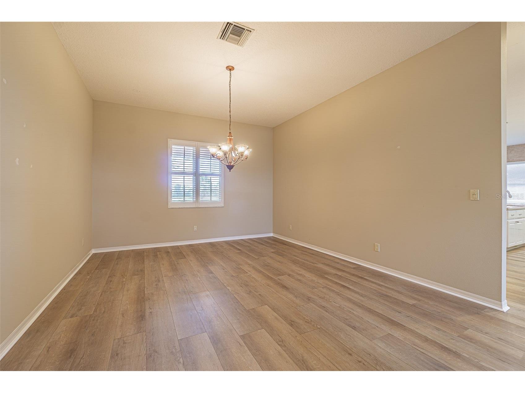 12124 94th Way Largo FL 33773 TB8476824 image11