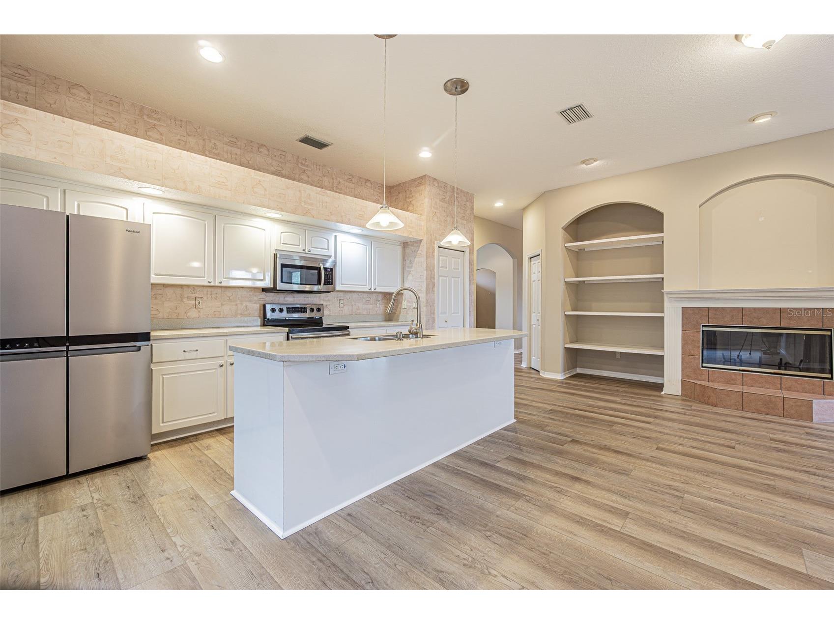 12124 94th Way Largo FL 33773 TB8476824 image3