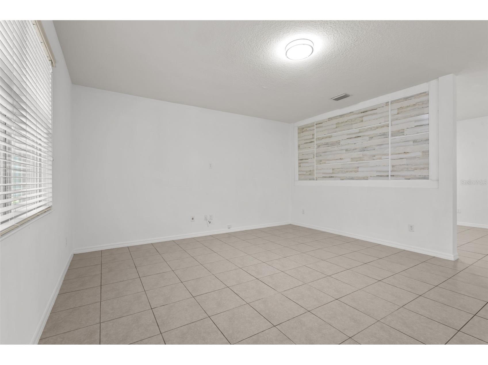 12124 Lake Boulevard Trinity FL 34655 TB8490724 image9