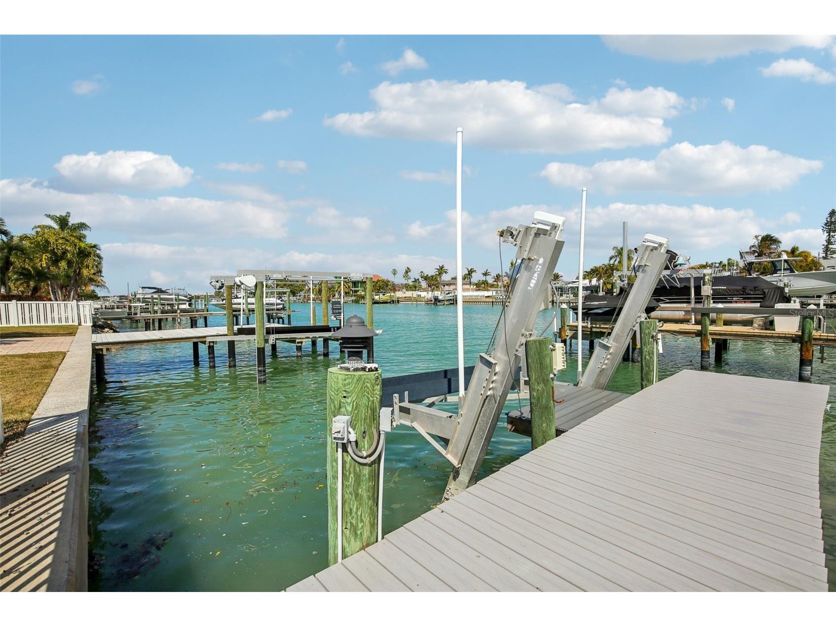 12125 5th Street E Treasure Island FL 33706 - BOCA CIEGA BAY TB8475223 image6