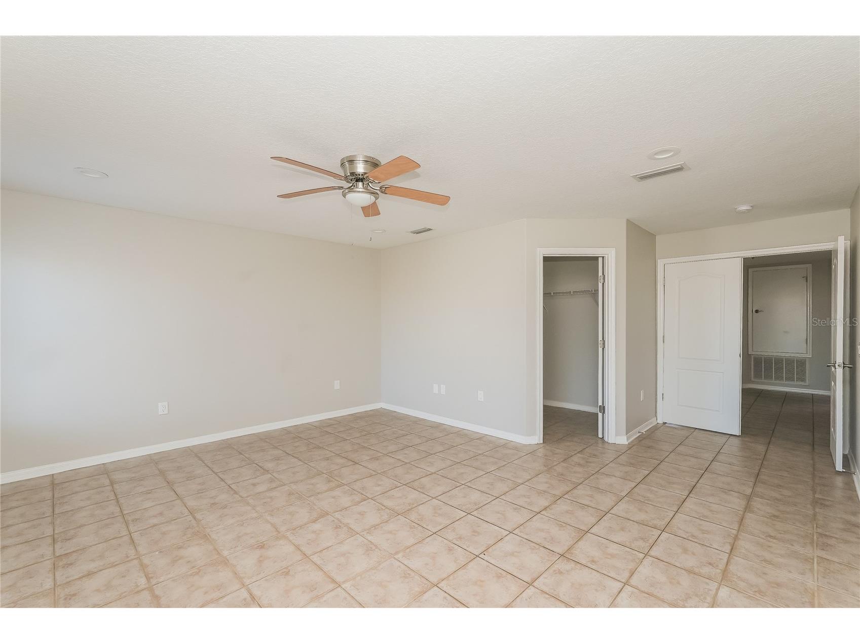 12125 Fox Bloom Avenue Gibsonton FL 33534 C7527986 image11