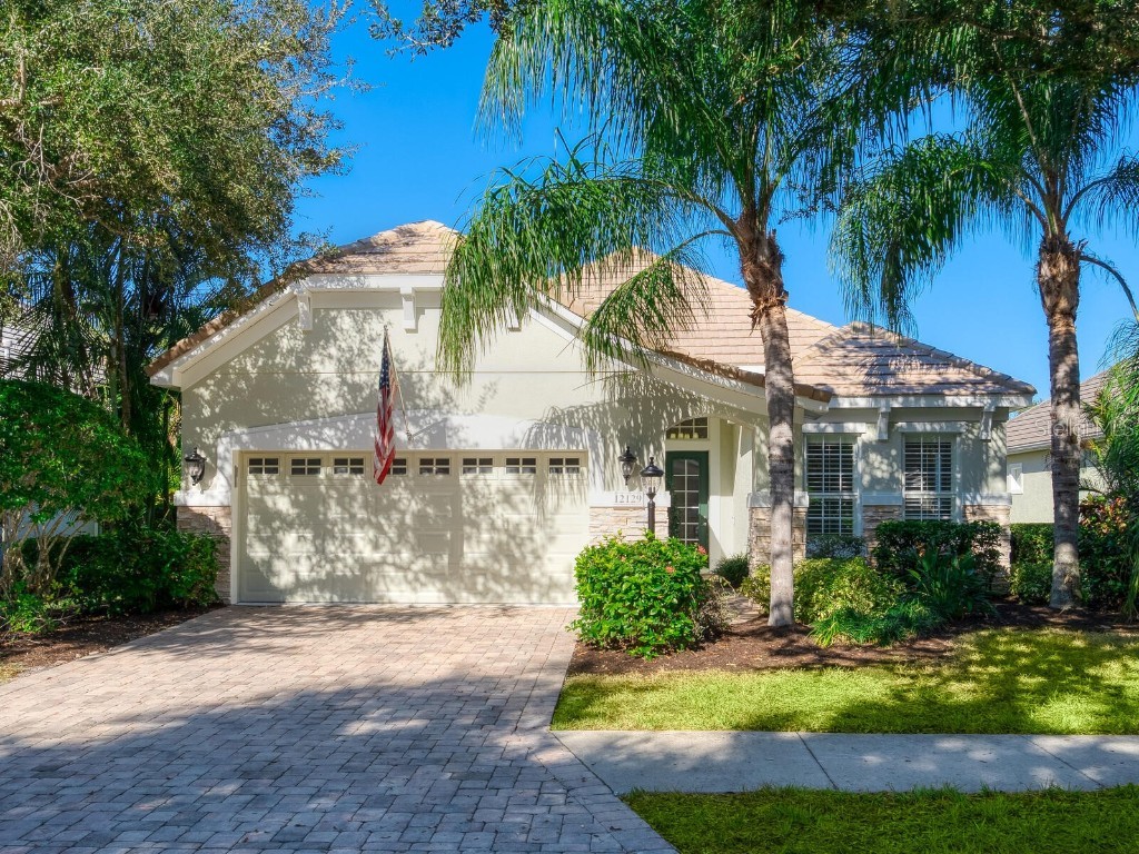 12129 Thornhill Court Lakewood Ranch FL 34202 A4672799 image1