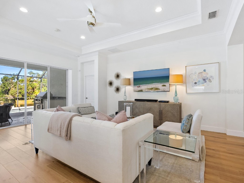 12129 Thornhill Court Lakewood Ranch FL 34202 A4672799 image12