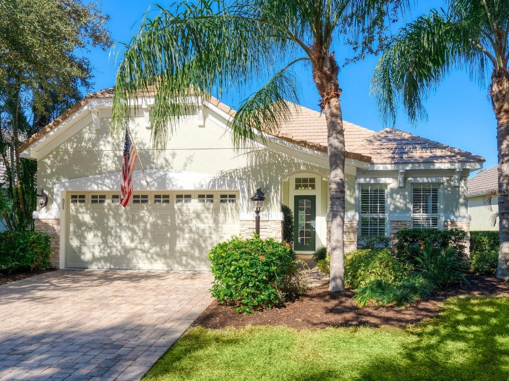 12129 Thornhill Court Lakewood Ranch FL 34202 A4672799 image2