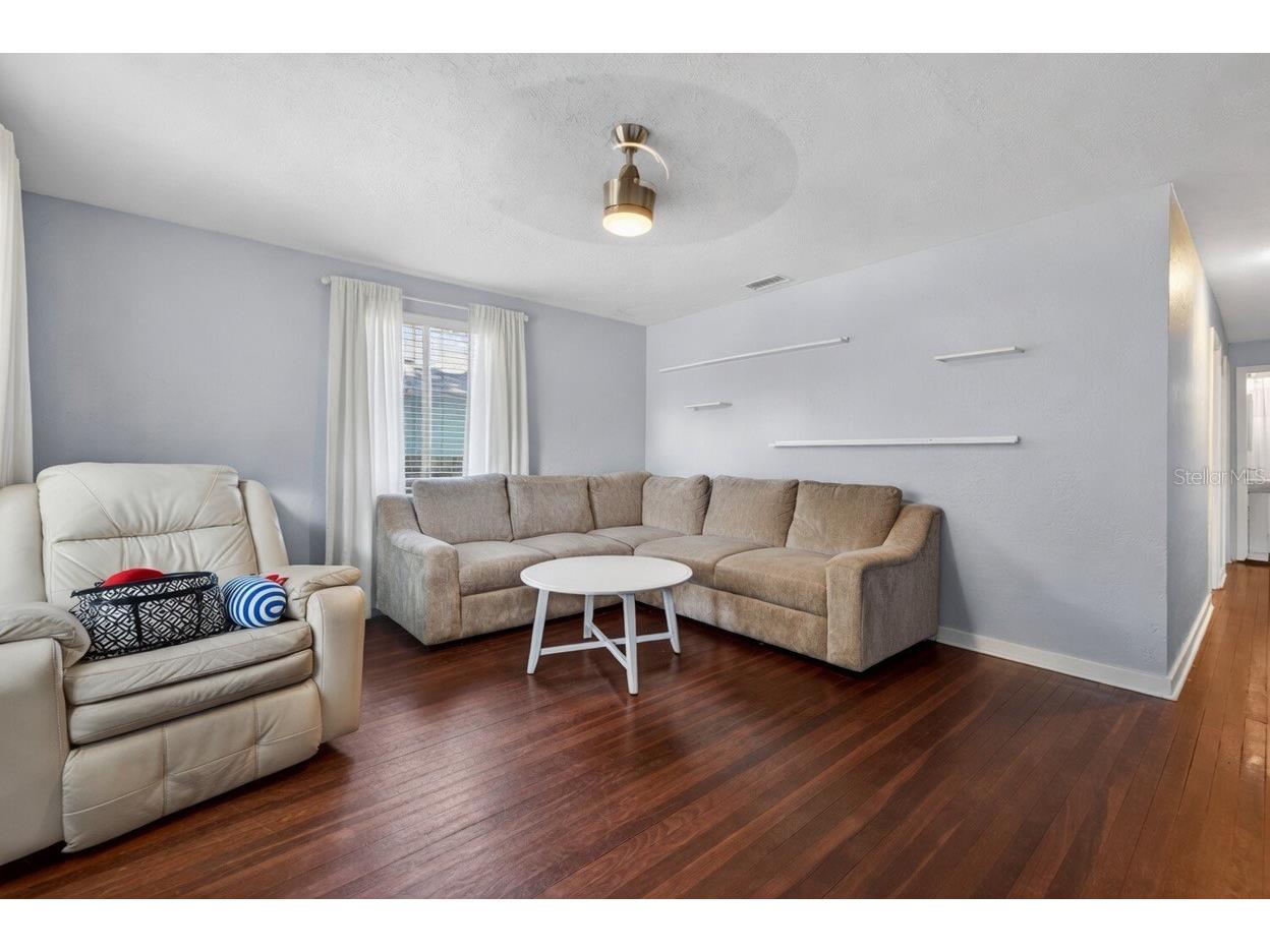 1213 55th Street S Gulfport FL 33707 TB8517996 image5